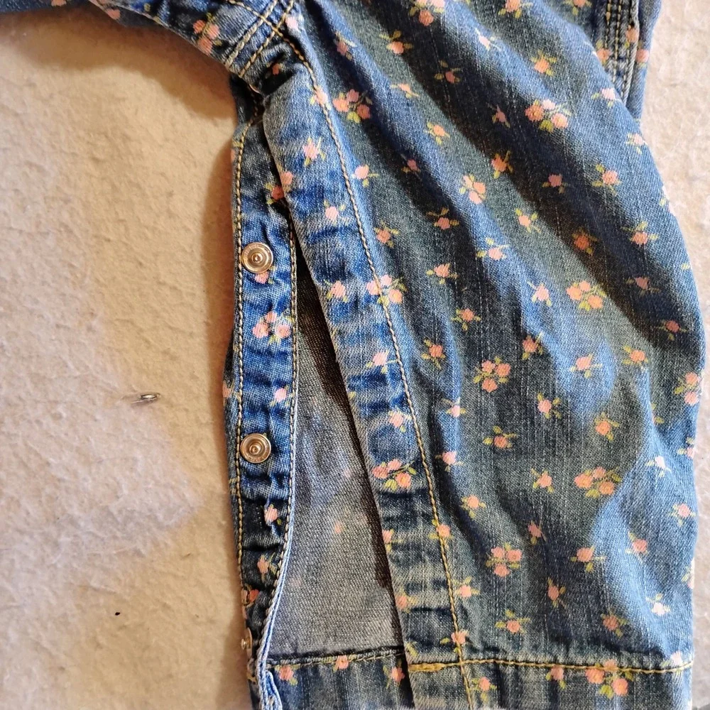 Vintage OshKosh Bgosh Baby Girls Floral‎ Denim Overalls Blue Pink 18 Months